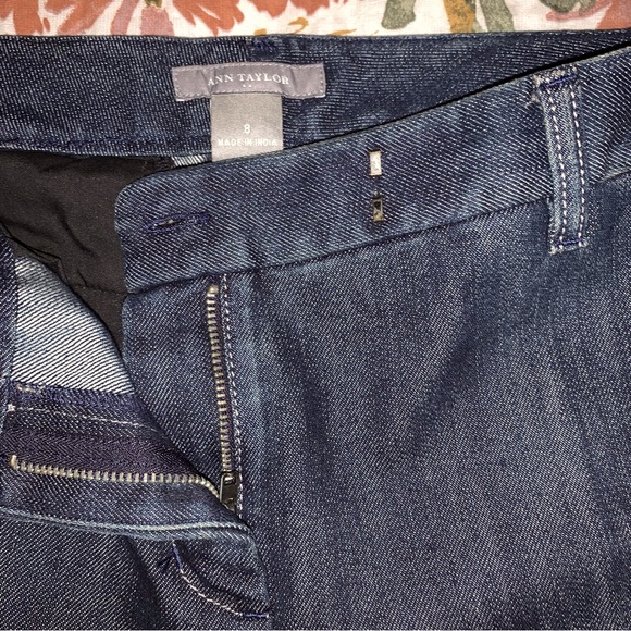 Wide Leg Trousers ~ANN TAYLOR ~Classic Dark Wash ~SIZE 8 ~Modern ~Contemporary - Picture 2 of 8